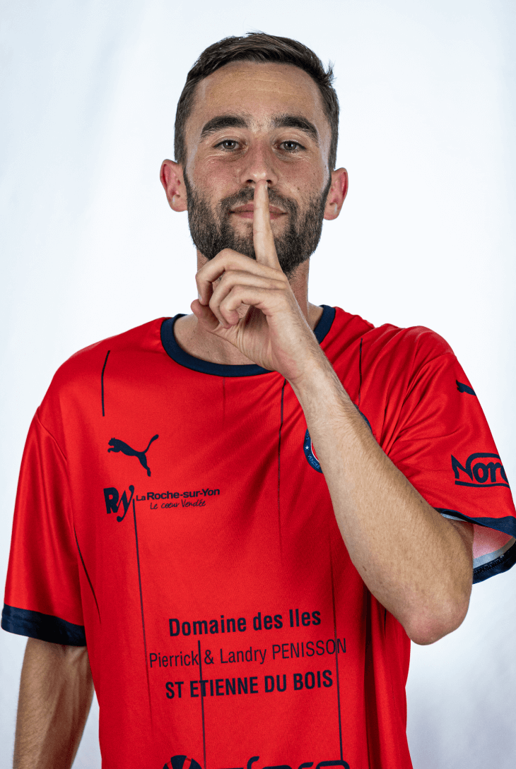 Louis Talbot, milieu de terrain de l'esof